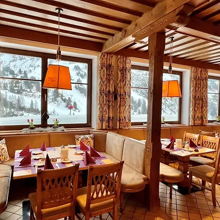 Готель Andi's Skihotel