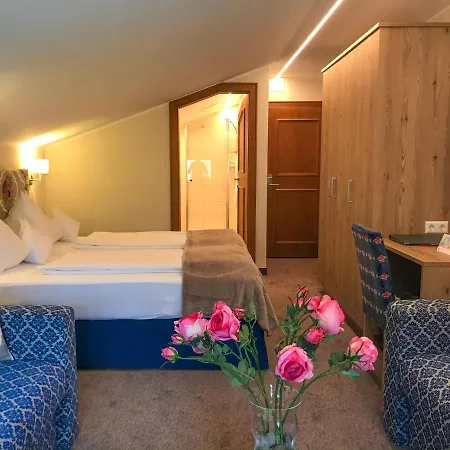 Andi's Skihotel 4*